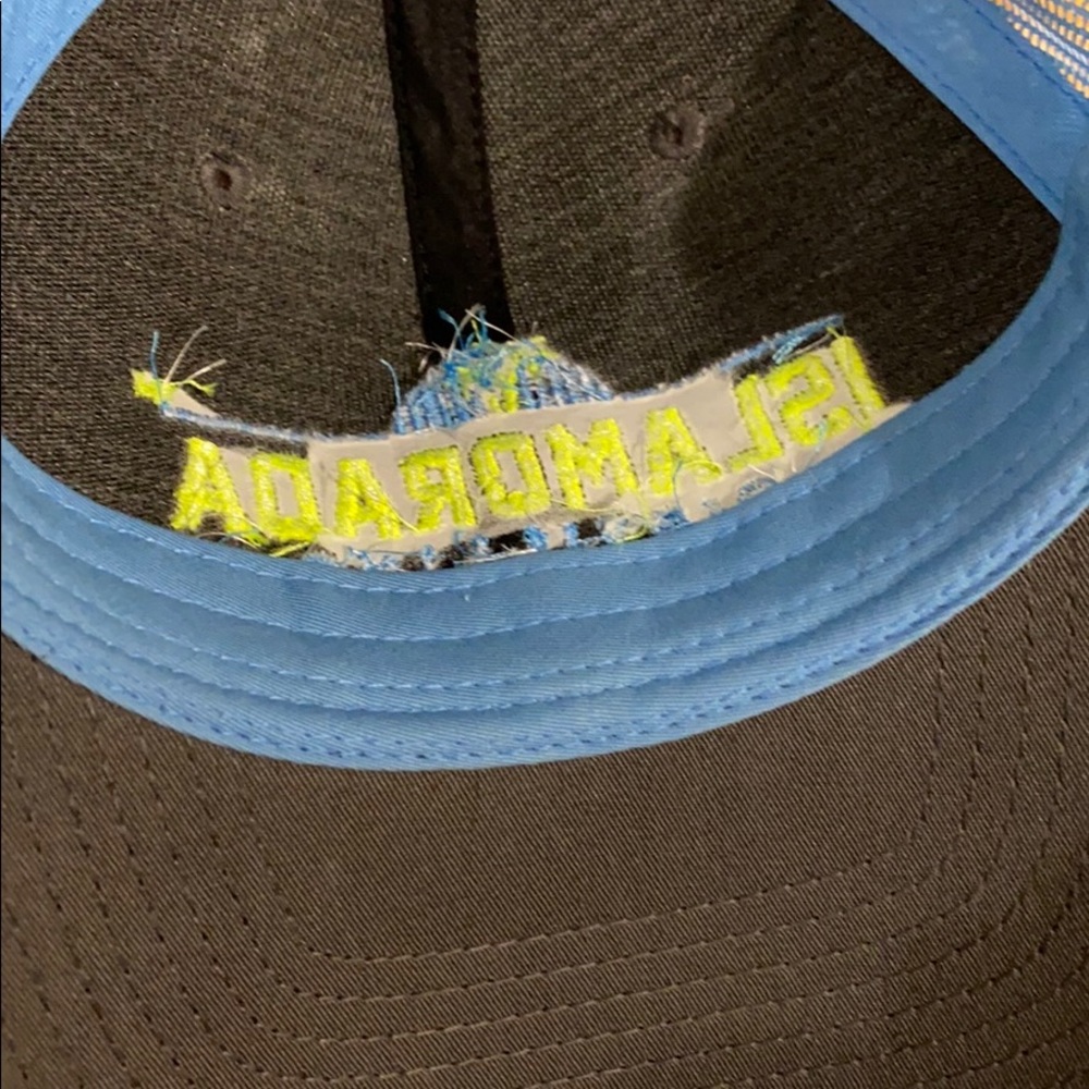 Adjustable hat - Picture 5 of 5